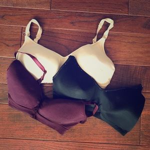EIGHT Nursing Bras, size 34DD